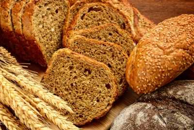 Le gluten est-il vraiment mauvais pour la santé ? Démêler le vrai du faux. pain article 1